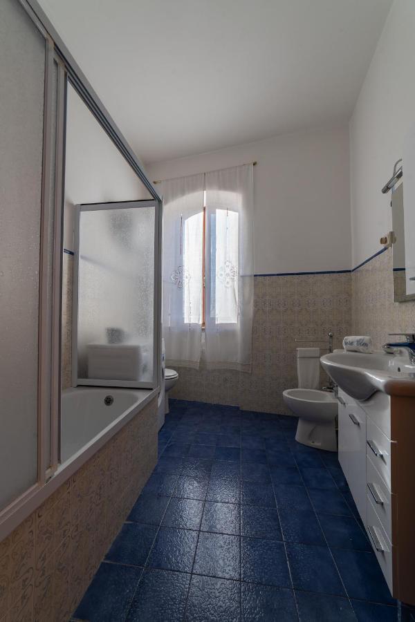 モンテッキオ Casa Claraヴィラ エクステリア 写真
